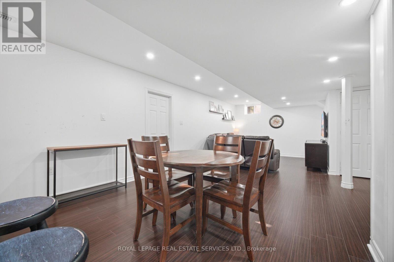 8 Wardsville Drive, Brampton, Ontario  L6Y 0T7 - Photo 38 - W13655260
