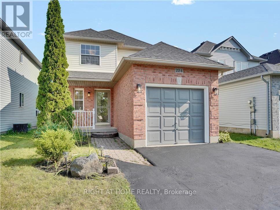 224 HILLTOP DRIVE, North Dumfries, Ontario