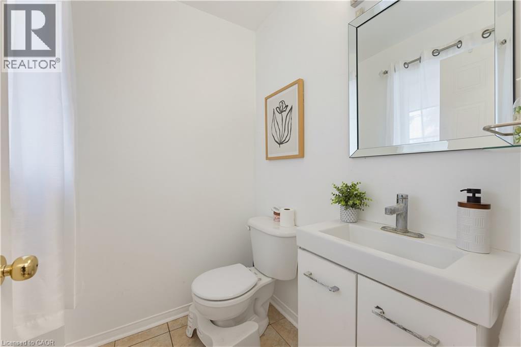 589 Mortimer Drive, Cambridge, Ontario  N3H 5M6 - Photo 9 - 40853427