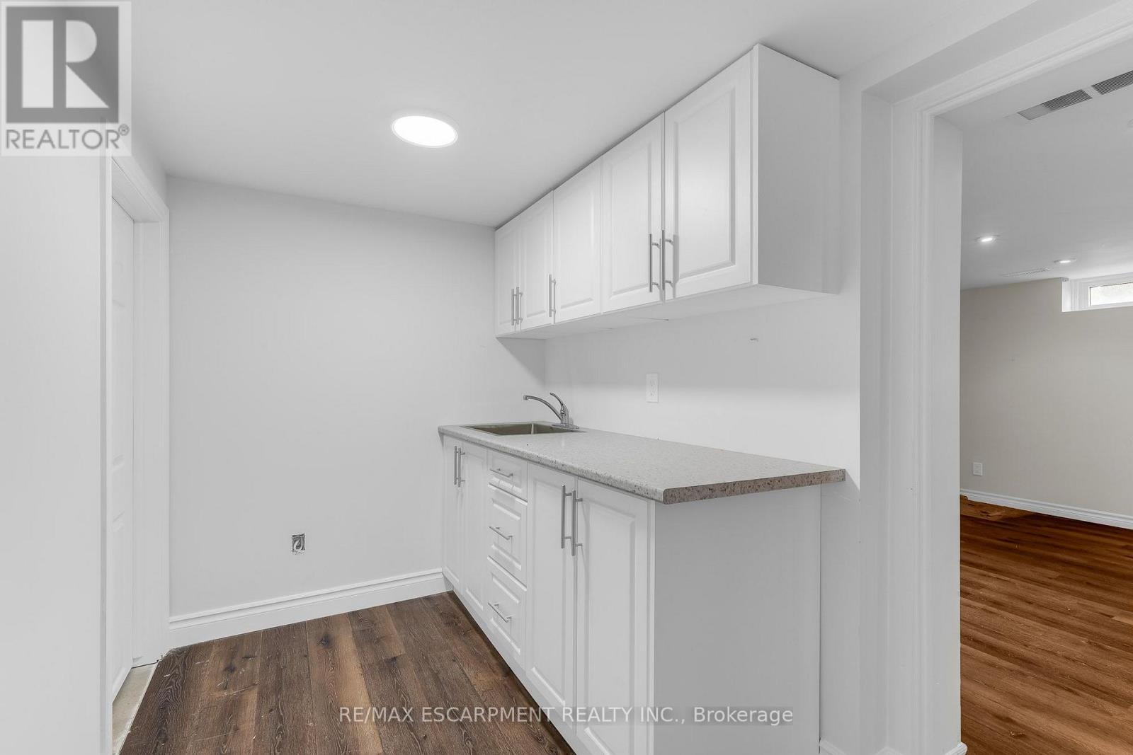 203b Erb Street, Waterloo, Ontario  N2J 1M7 - Photo 21 - X13655292