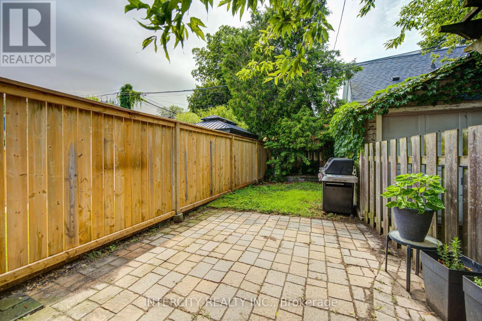 256 Blantyre Avenue, Toronto, Ontario  M1N 2S1 - Photo 36 - E13597794