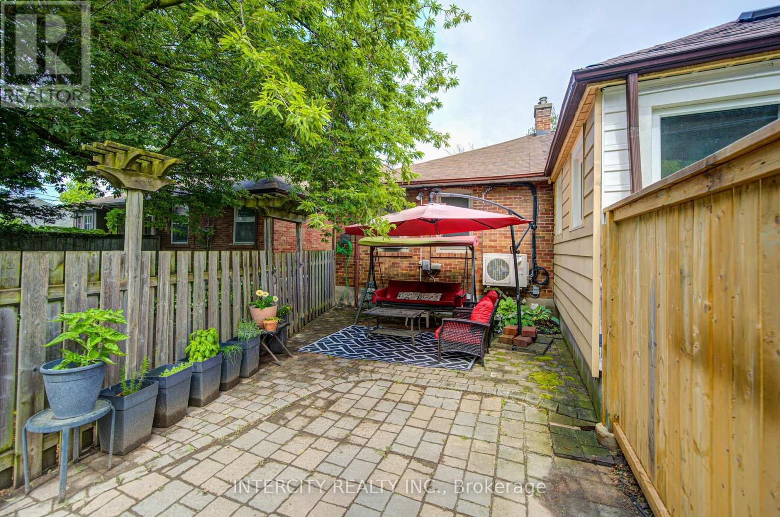 256 Blantyre Avenue, Toronto, Ontario  M1N 2S1 - Photo 38 - E13597794