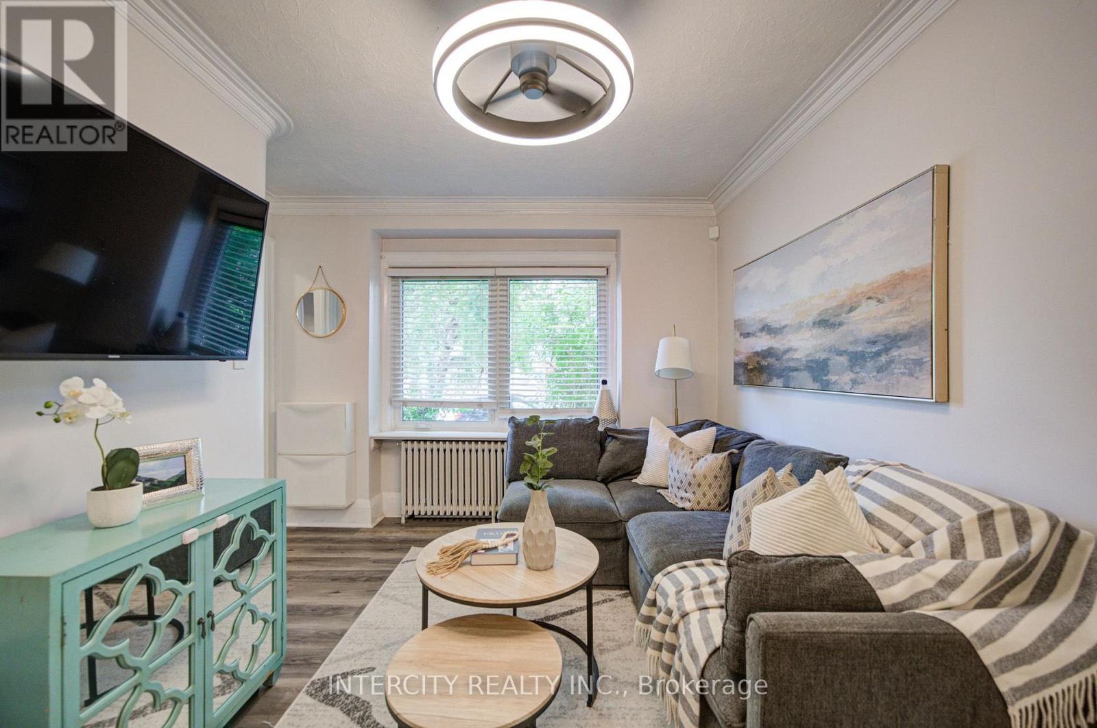 256 Blantyre Avenue, Toronto, Ontario  M1N 2S1 - Photo 7 - E13597794