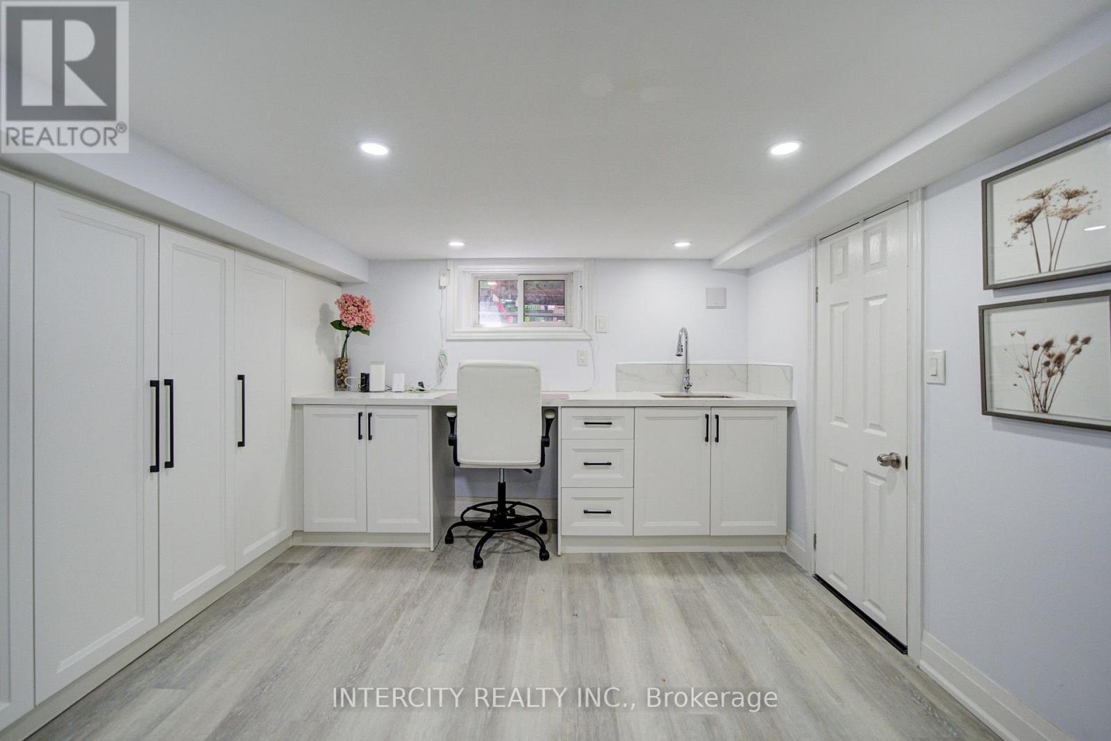 256 Blantyre Avenue, Toronto, Ontario  M1N 2S1 - Photo 19 - E13597794