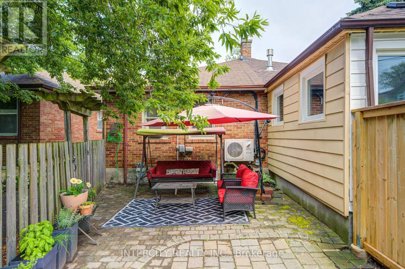 256 Blantyre Avenue, Toronto, Ontario  M1N 2S1 - Photo 39 - E13597794