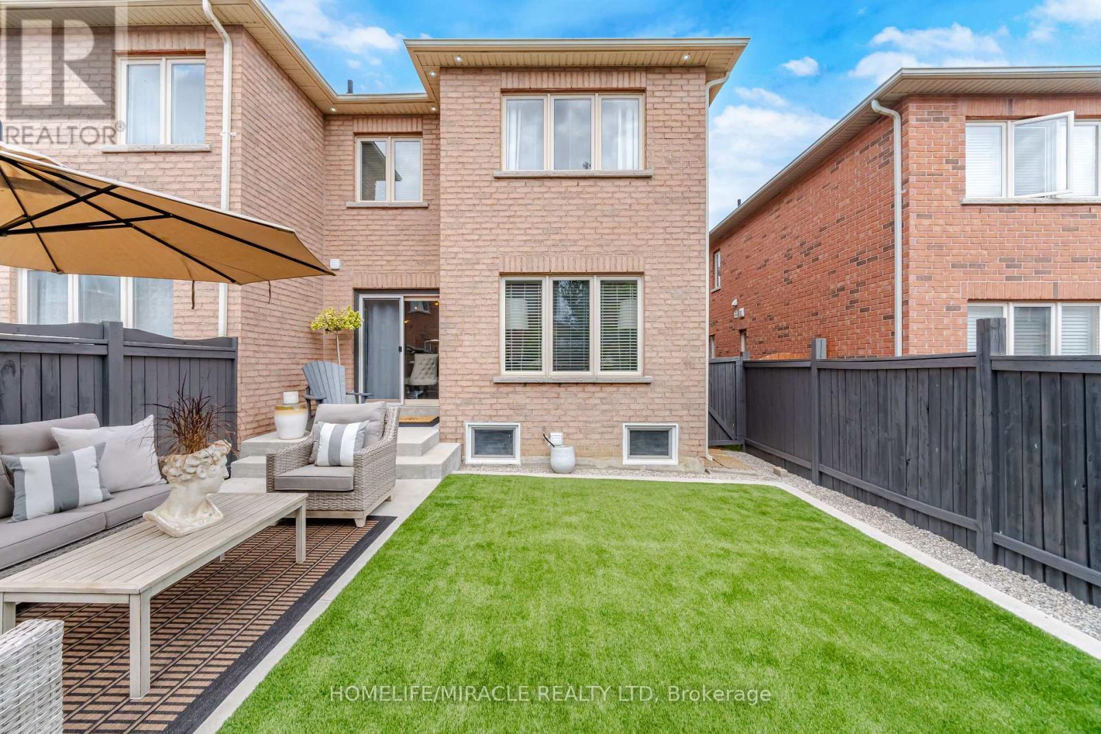 37 Lacebark Court, Brampton, Ontario  L6R 3M7 - Photo 44 - W13565698