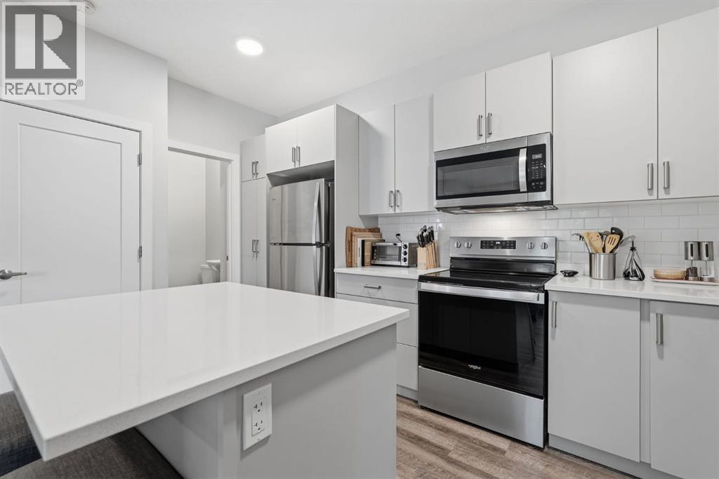 15 Tuscany Summit Square NW, Calgary, Alberta  T3L 0G1 - Photo 5 - A2320613