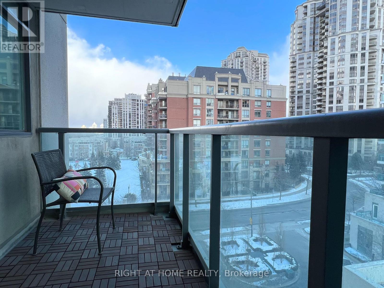 702 - 28 Harrison Garden Boulevard, Toronto, Ontario M2N 7B5 - Photo 12 - C13655304