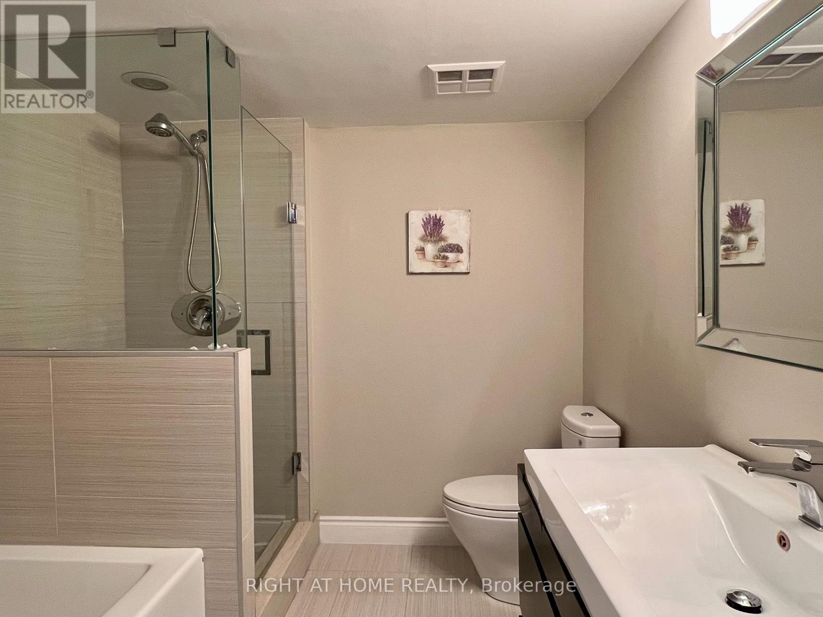 702 - 28 Harrison Garden Boulevard, Toronto, Ontario M2N 7B5 - Photo 9 - C13655304