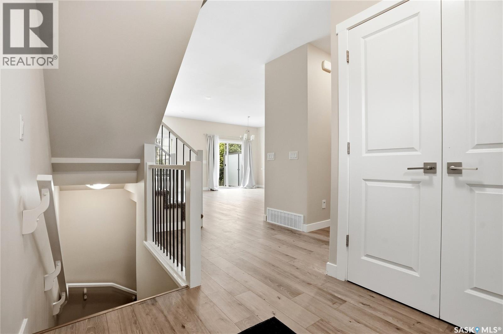 127 315 Dickson Crescent, Saskatoon, Saskatchewan  S7T 0Z1 - Photo 9 - SK037962