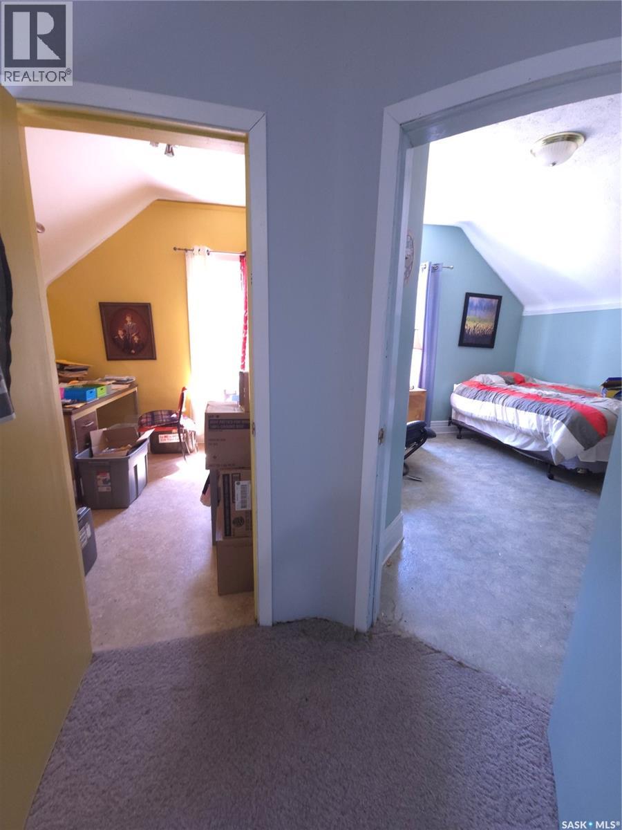 36 21st Street E, Prince Albert, Saskatchewan  S6V 1L8 - Photo 48 - SK043016