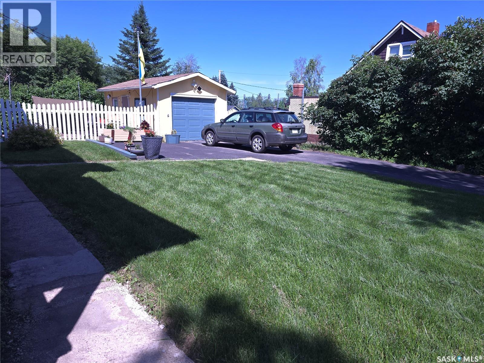 36 21st Street E, Prince Albert, Saskatchewan  S6V 1L8 - Photo 46 - SK043016