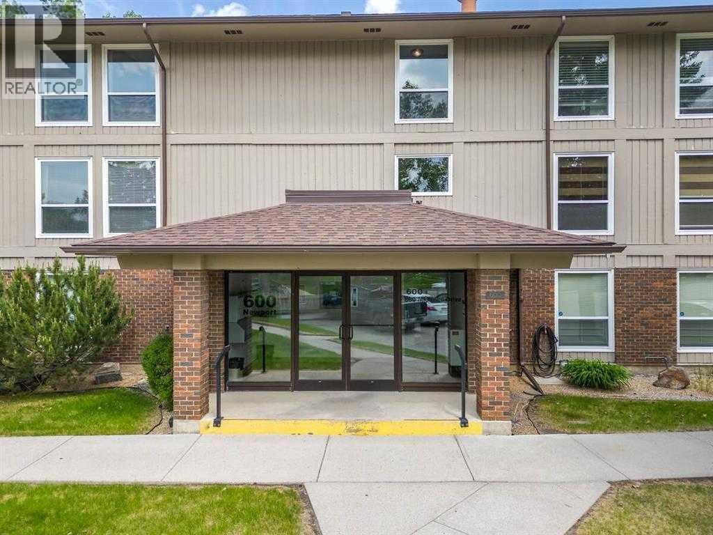 631, 860 Midridge Drive SE, Calgary, Alberta