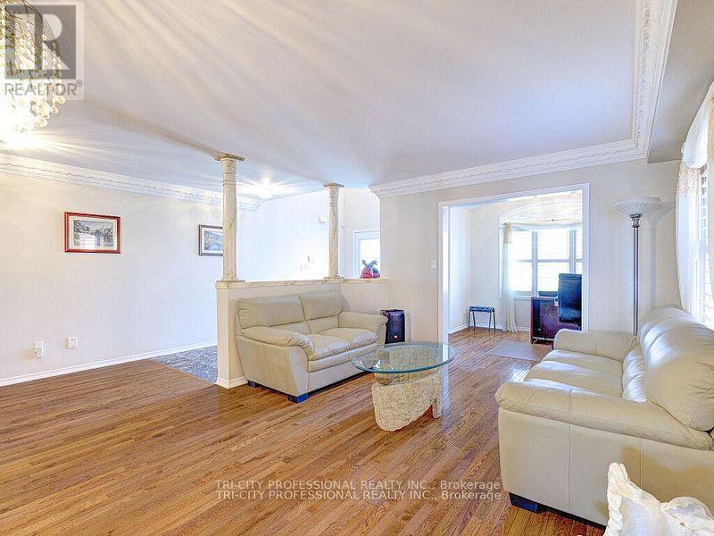 61 Woodvalley Drive, Brampton, Ontario  L7A 1Z3 - Photo 12 - W13655300