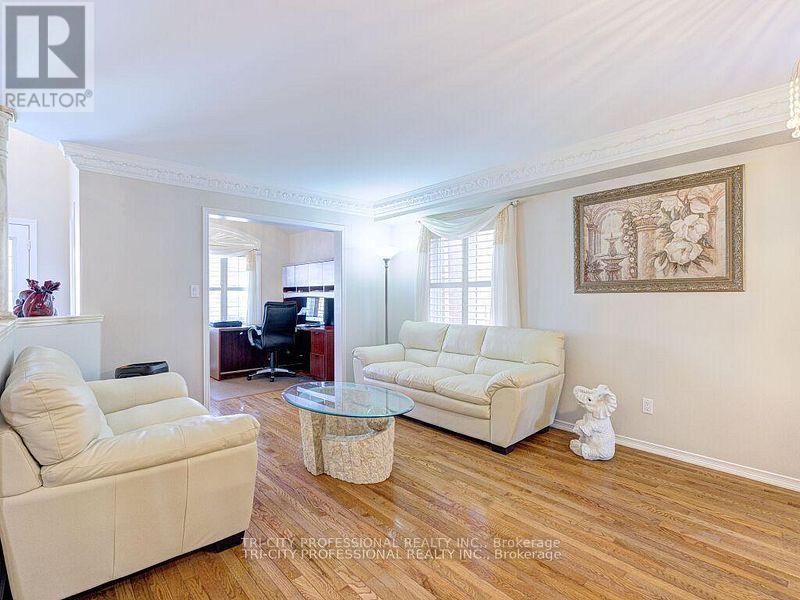 61 Woodvalley Drive, Brampton, Ontario  L7A 1Z3 - Photo 13 - W13655300