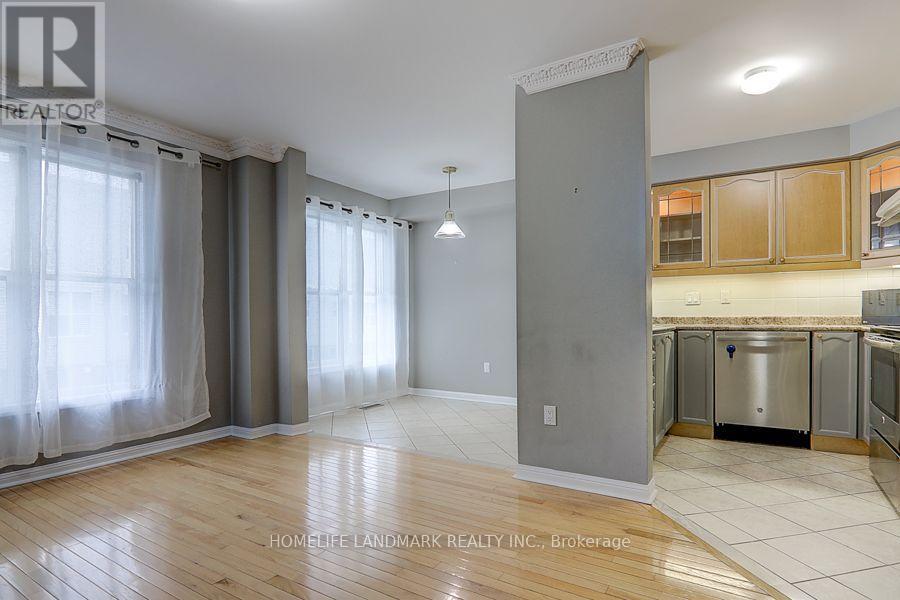 165 - 5980 Whitehorn Avenue, Mississauga (East Credit), Ontario  L5V 2Y3 - Photo 10 - W13655310