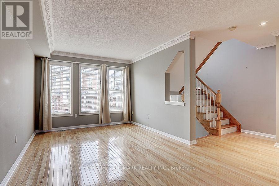 165 - 5980 Whitehorn Avenue, Mississauga (East Credit), Ontario  L5V 2Y3 - Photo 5 - W13655310