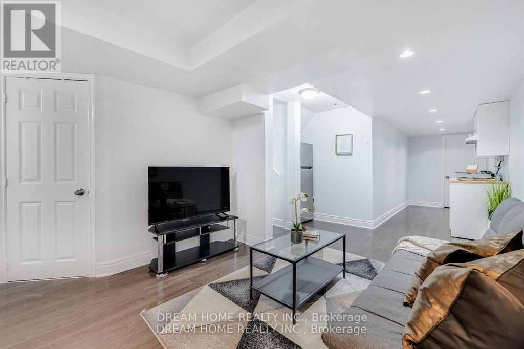 #bsmt - 4730 Alana Glen Drive, Mississauga, Ontario  L5V 0C3 - Photo 5 - W13655318
