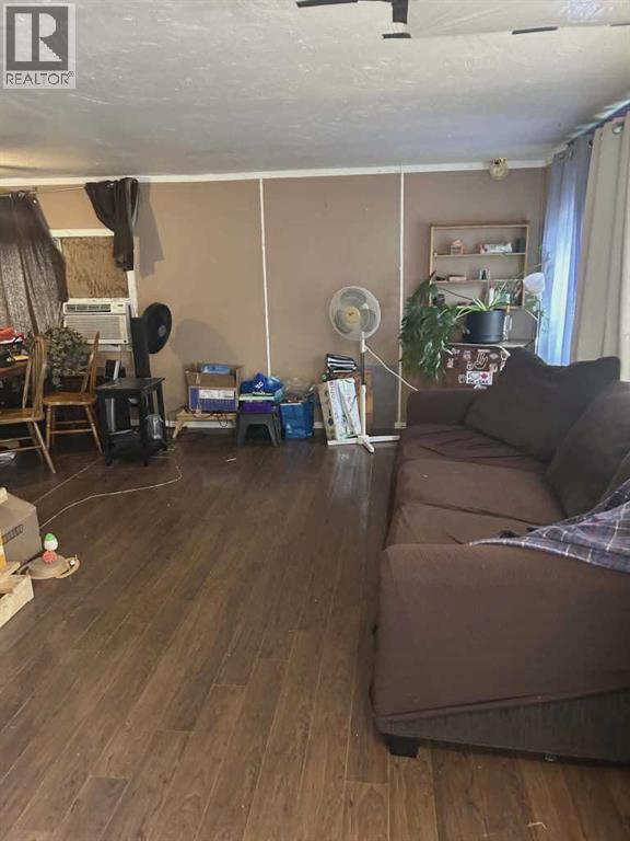97, 4000 13 Avenue Se, Medicine Hat, Alberta T1B 1J3 - Photo 5 - A2316628