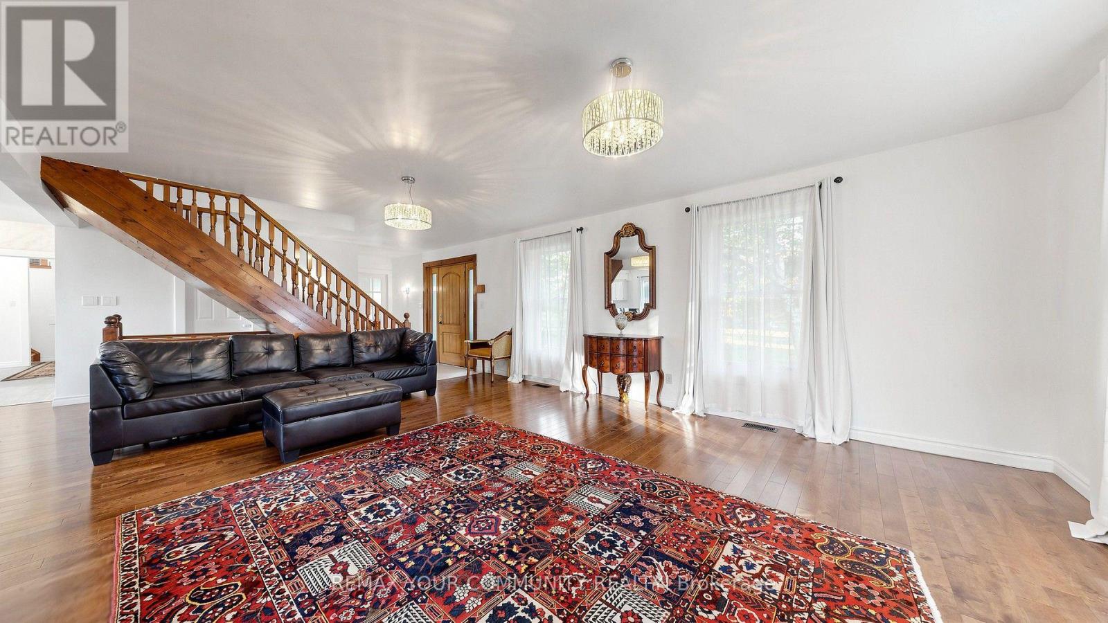 243 Ridge Road, Aurora, Ontario L4G 0M3 - Photo 12 - N13655086