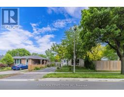 126 CULHAM STREET, Oakville, Ontario