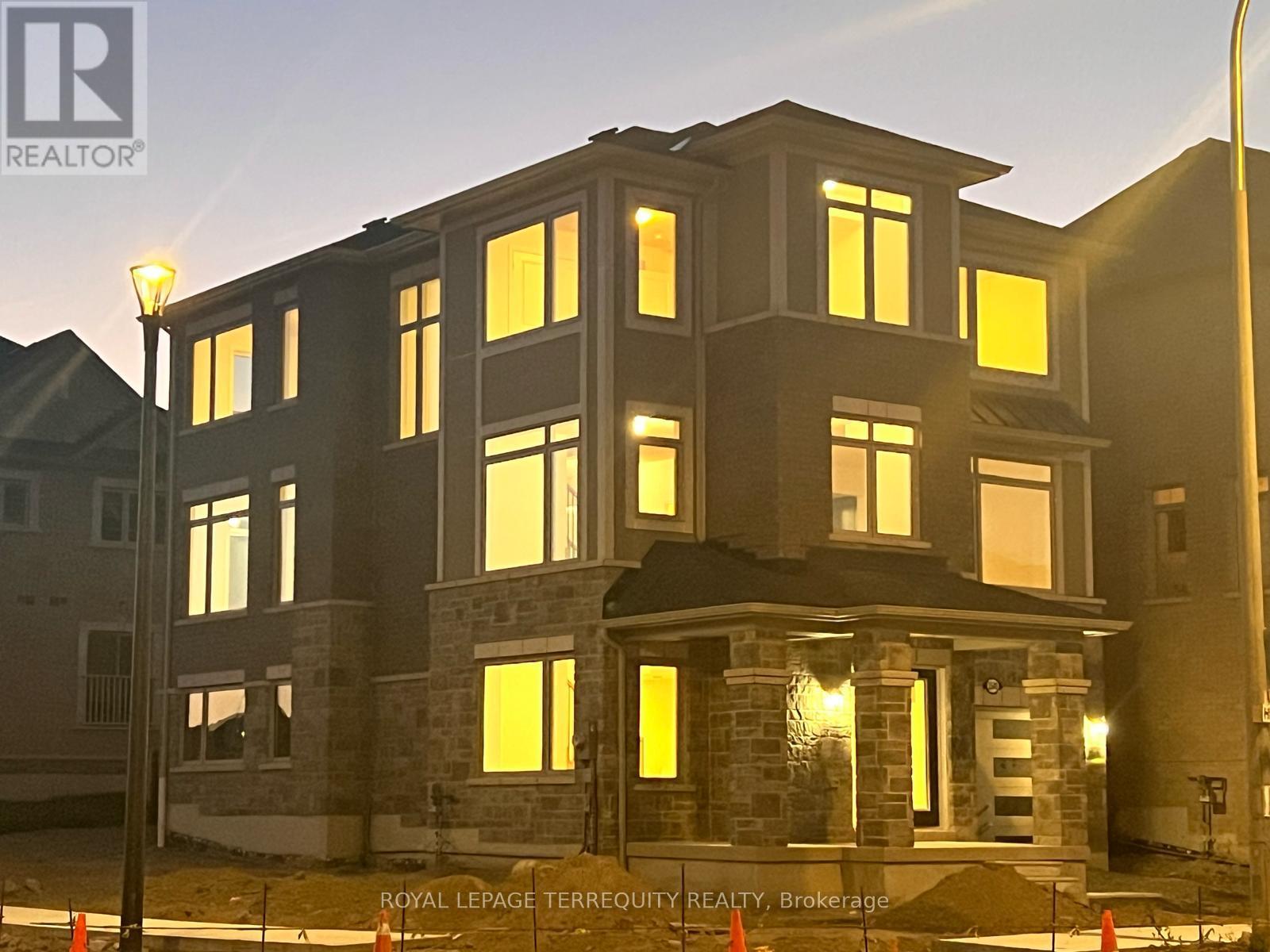 2540 HIBISCUS DRIVE, Pickering, Ontario