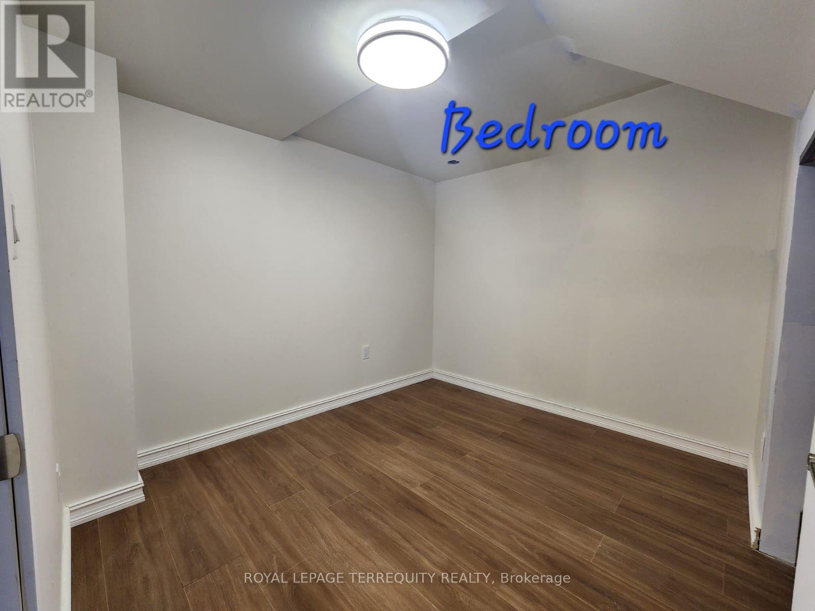 2540 Hibiscus Drive, Pickering, Ontario  L1X 0M6 - Photo 4 - E13655338