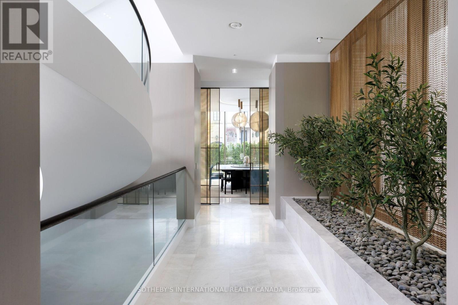 211 Dunvegan Road, Toronto, Ontario M5P 2P3 - Photo 25 - C13653822