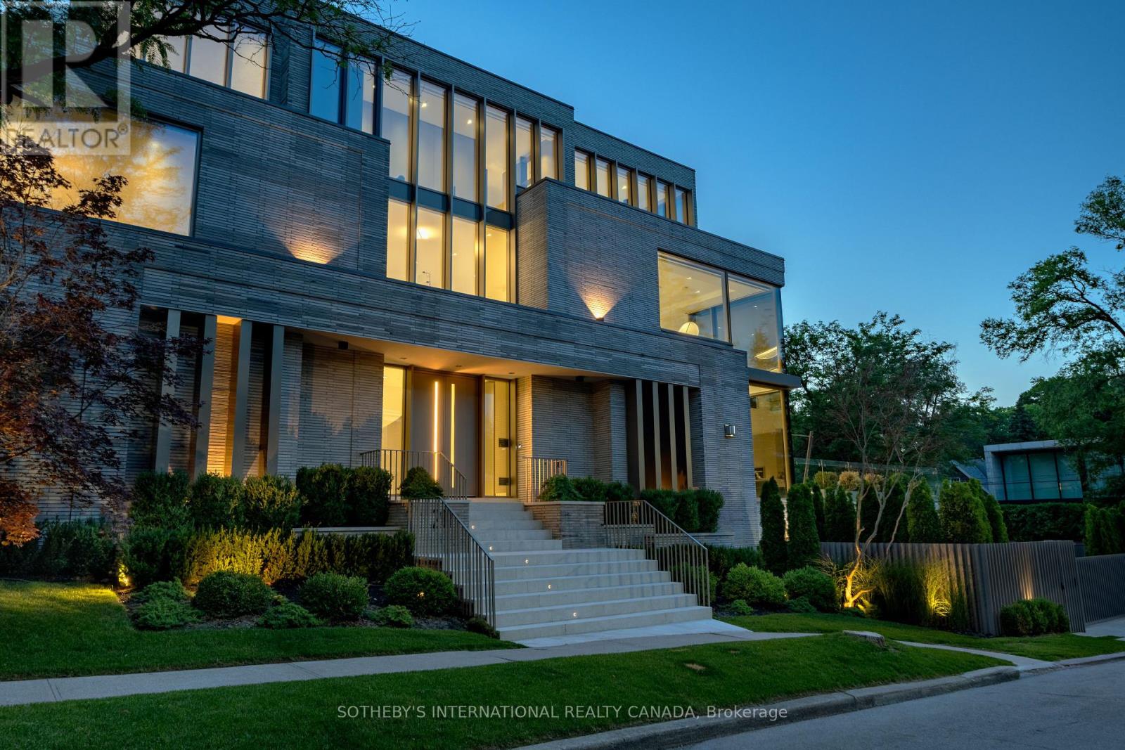 211 Dunvegan Road, Toronto, Ontario M5P 2P3 - Photo 48 - C13653822