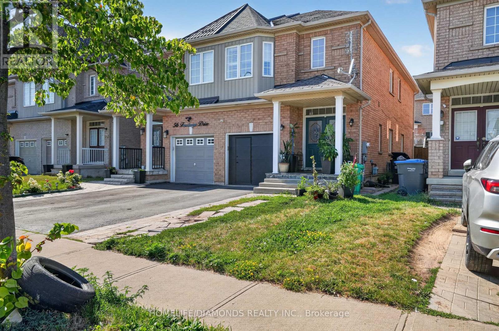 58 Fandango Drive, Brampton, Ontario  L6X 0R4 - Photo 3 - W13655340