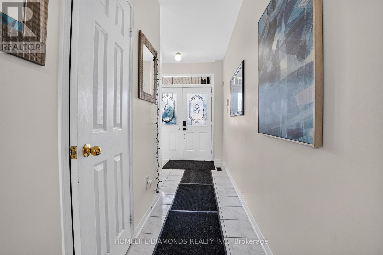 58 Fandango Drive, Brampton, Ontario  L6X 0R4 - Photo 6 - W13655340