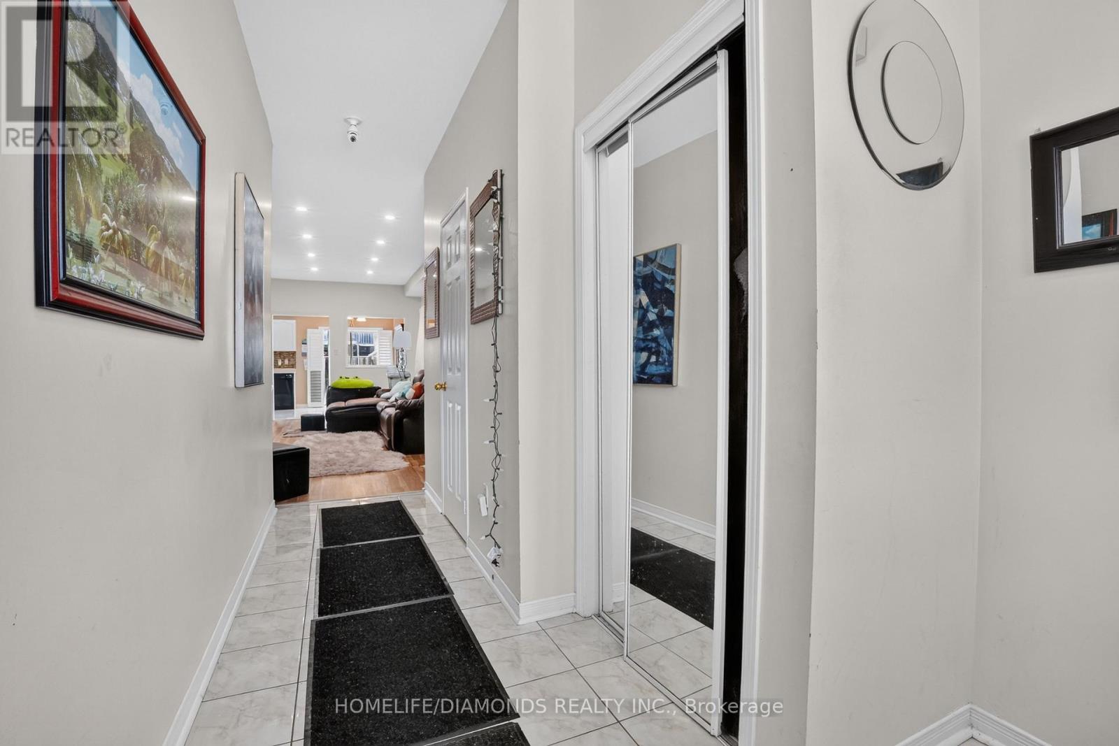 58 Fandango Drive, Brampton, Ontario  L6X 0R4 - Photo 8 - W13655340