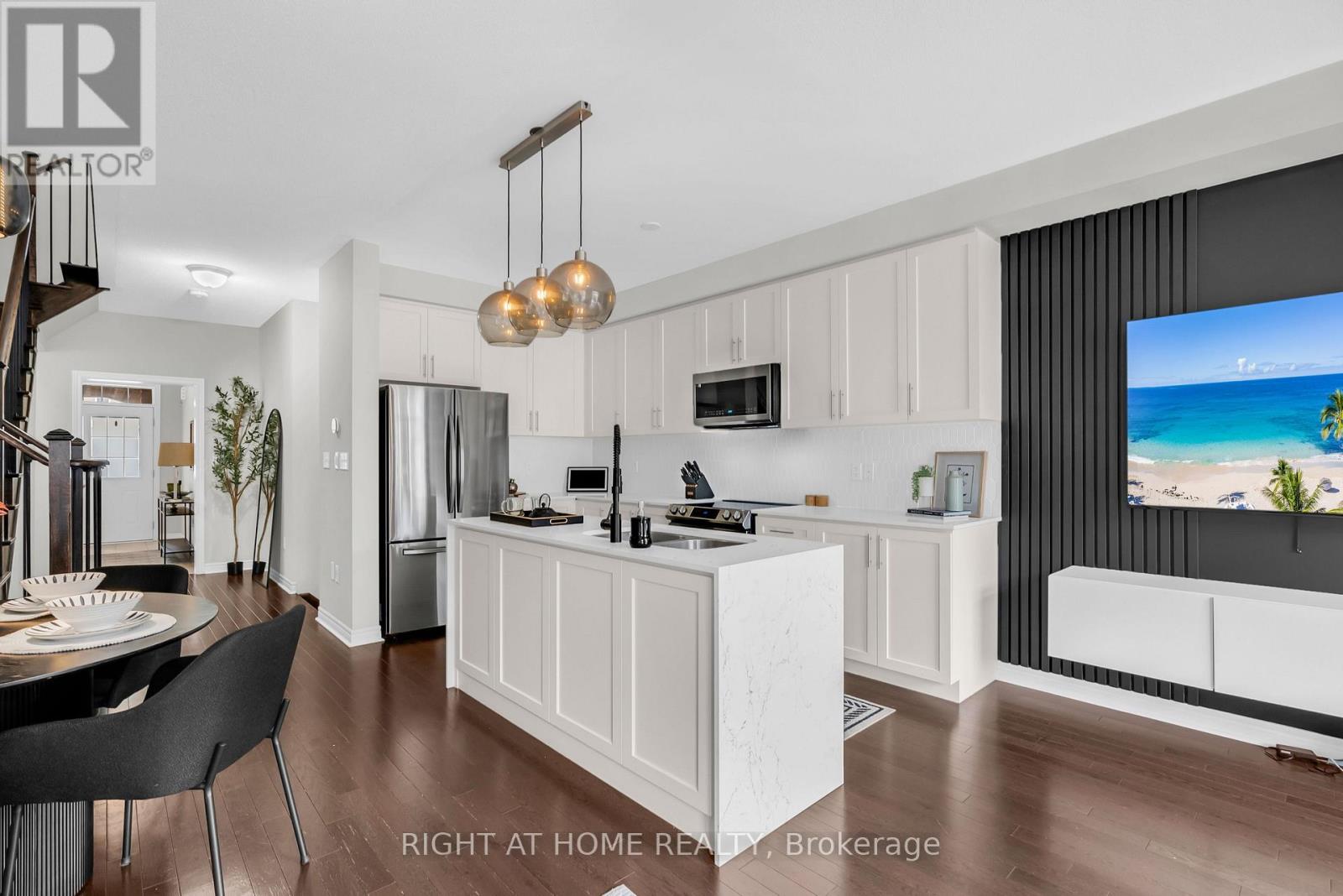 36 Matterhorn Road, Brampton, Ontario  L7A 0E7 - Photo 10 - W13655390