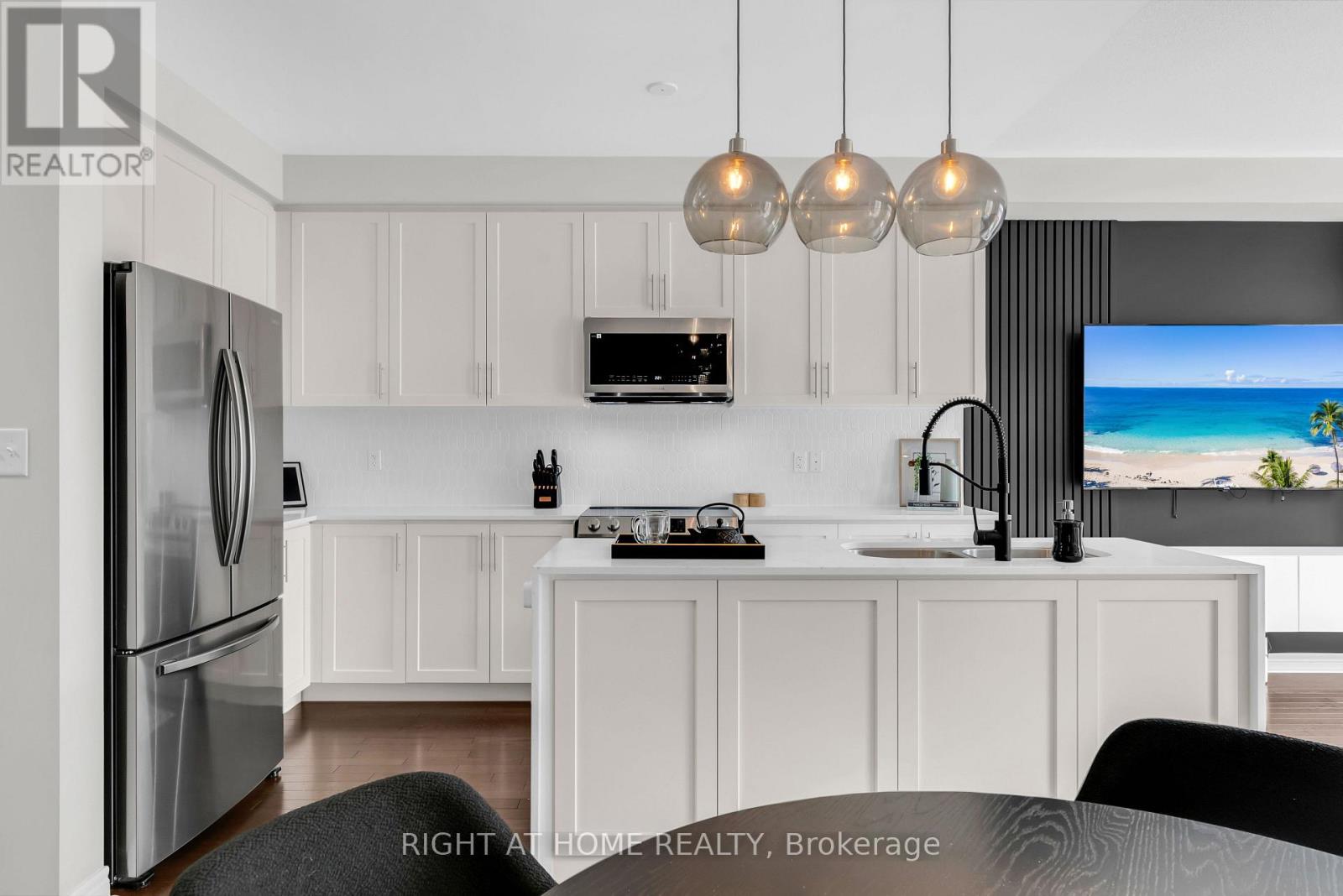 36 Matterhorn Road, Brampton, Ontario  L7A 0E7 - Photo 12 - W13655390