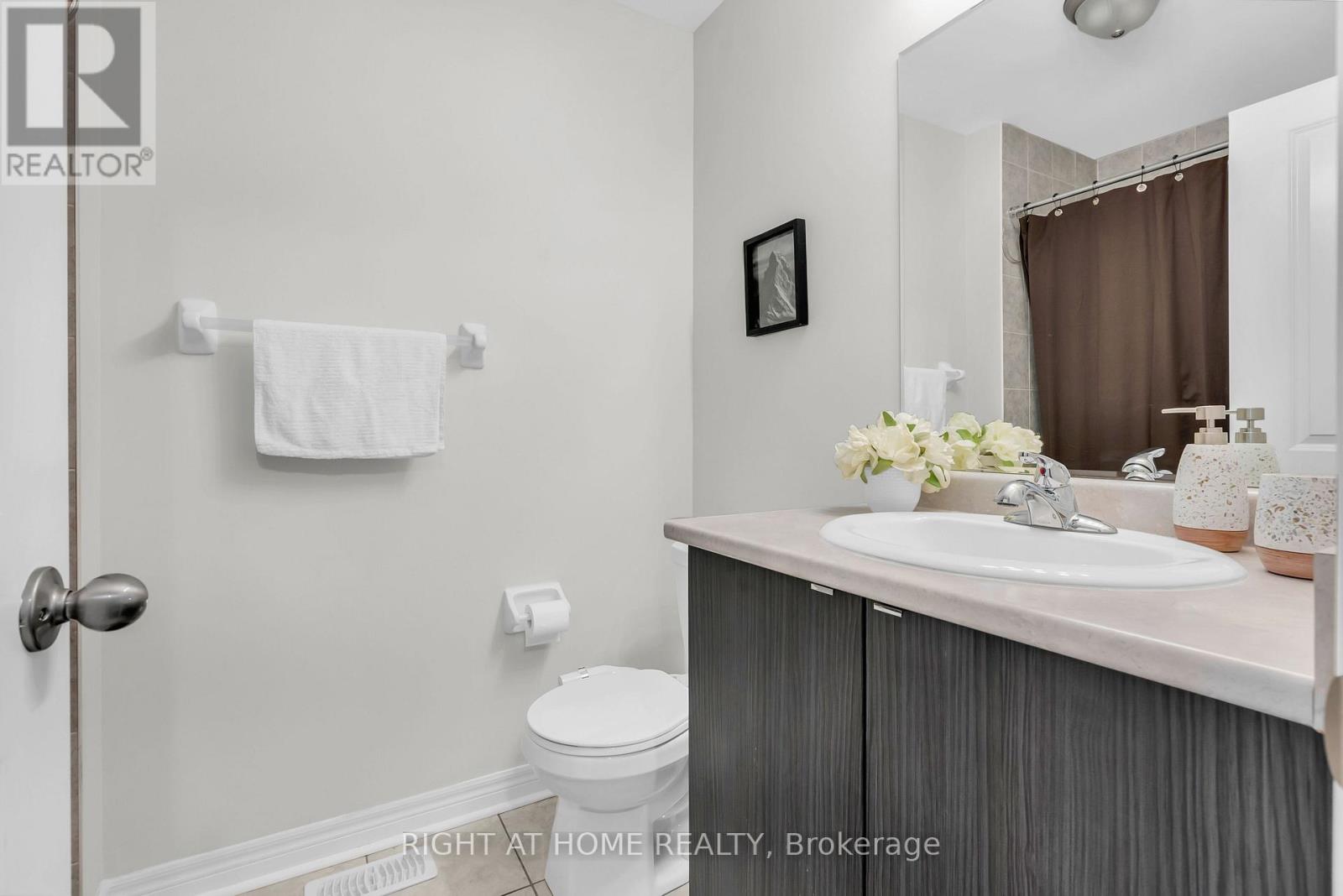 36 Matterhorn Road, Brampton, Ontario  L7A 0E7 - Photo 34 - W13655390