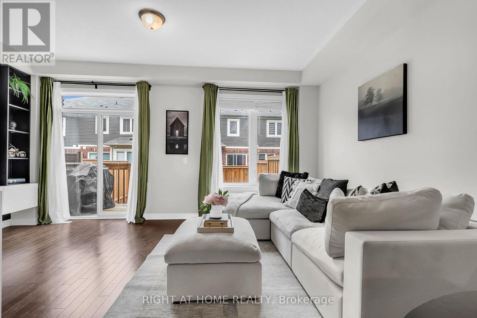 36 Matterhorn Road, Brampton, Ontario  L7A 0E7 - Photo 6 - W13655390