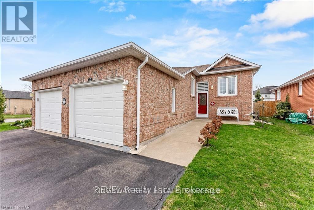 11 JACKSON COURT W, Welland, Ontario