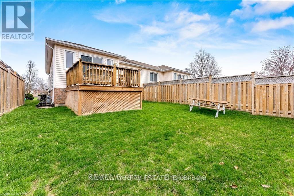 11 Jackson Court W, Welland, Ontario  L3C 7G2 - Photo 18 - X13655378
