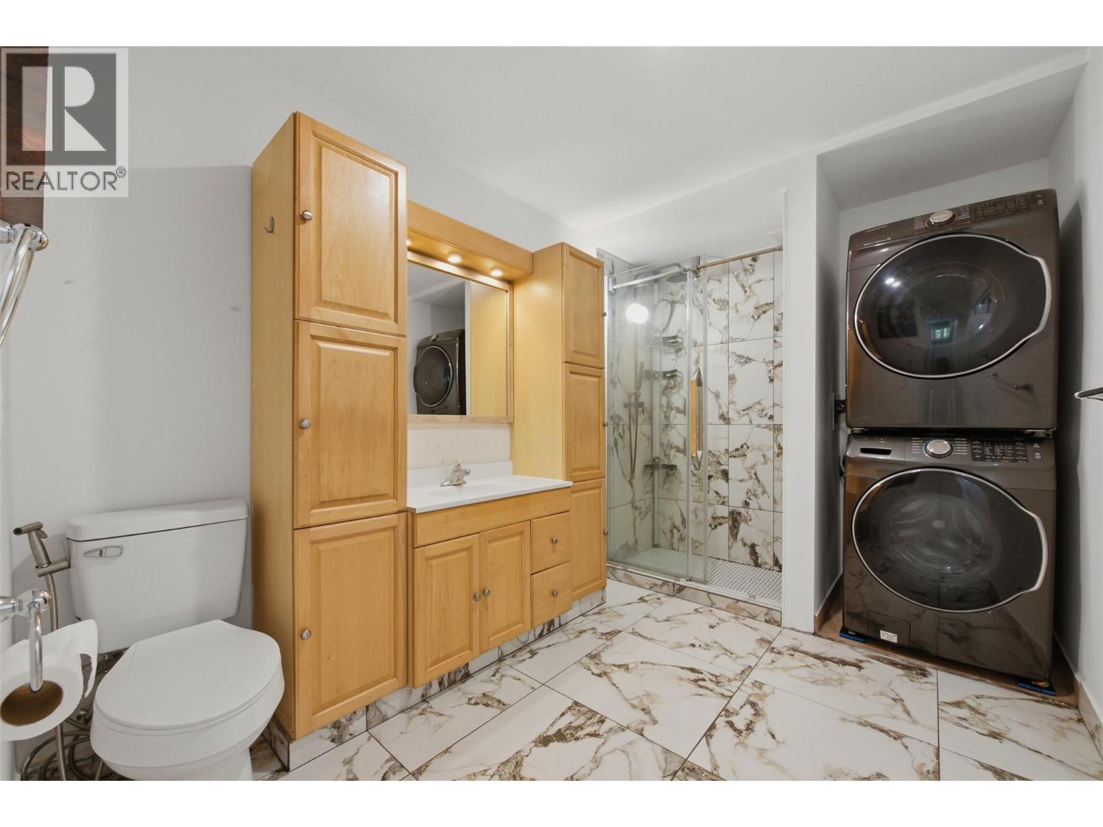 2007 Heighway Crescent, Lumby, British Columbia  V0E 2G0 - Photo 16 - 10393833