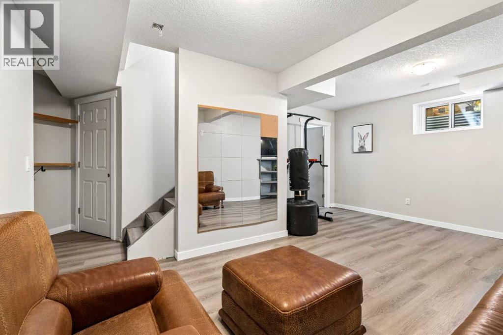 10433 Hidden Valley Drive Nw, Calgary, Alberta  T3A 5M2 - Photo 25 - A2335615