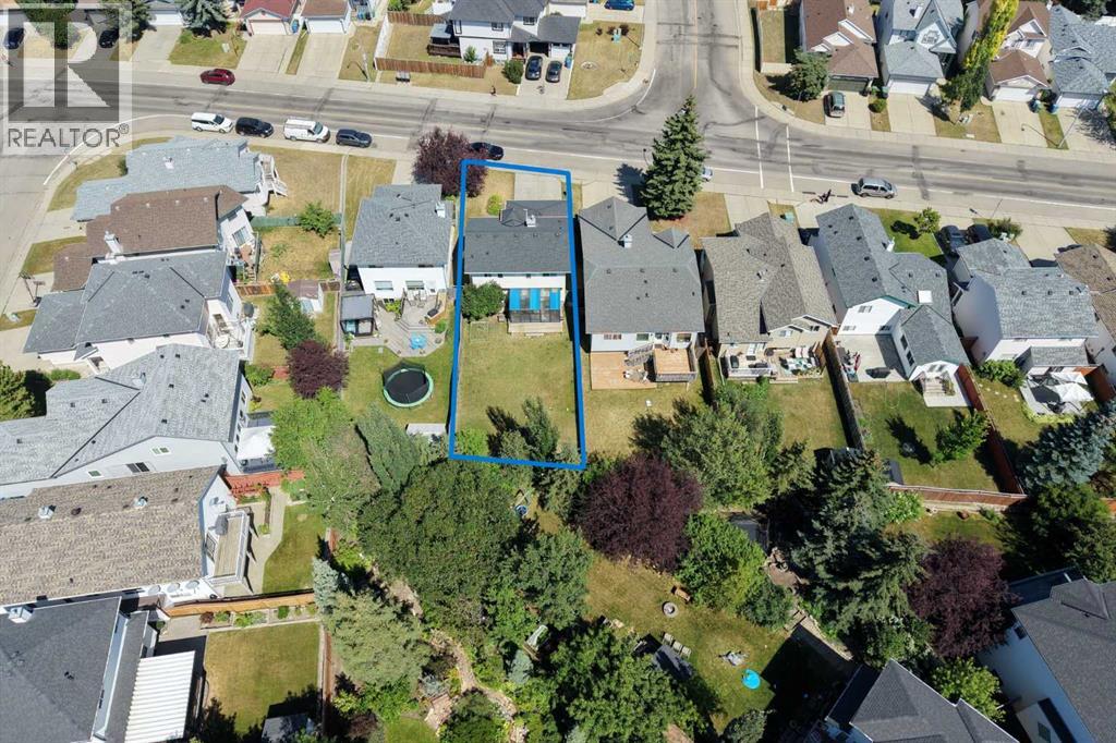 10433 Hidden Valley Drive Nw, Calgary, Alberta  T3A 5M2 - Photo 34 - A2335615