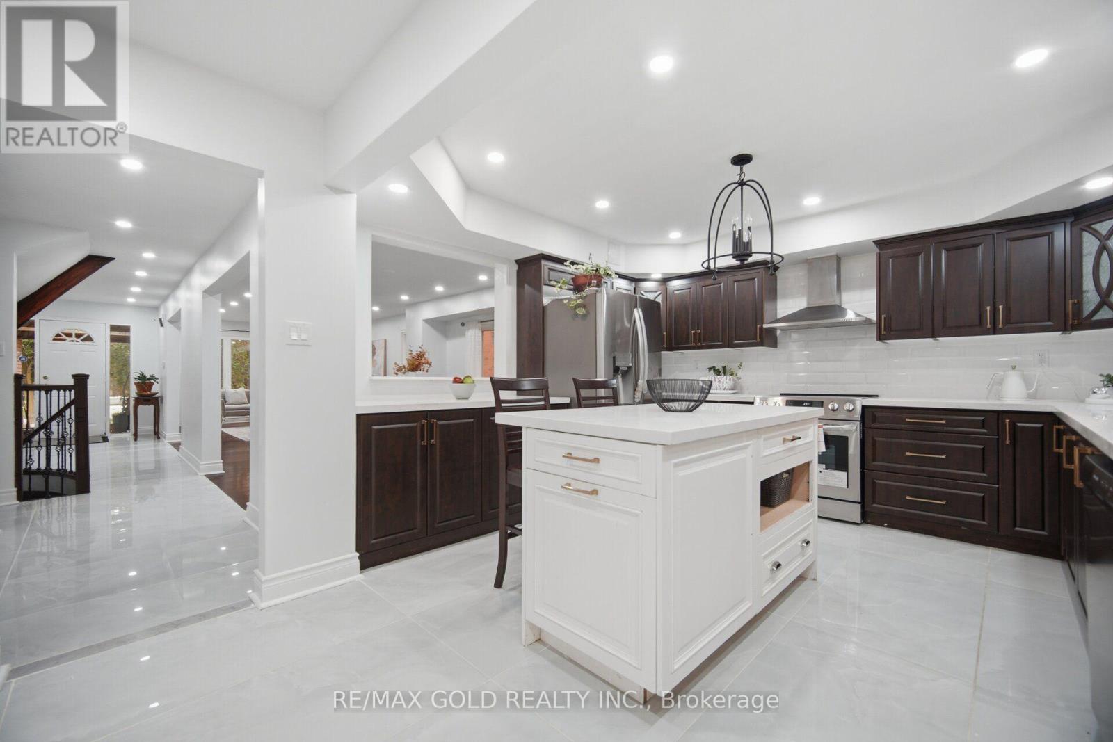 40 Kenpark Avenue, Brampton, Ontario  L6Z 3R5 - Photo 15 - W13606034