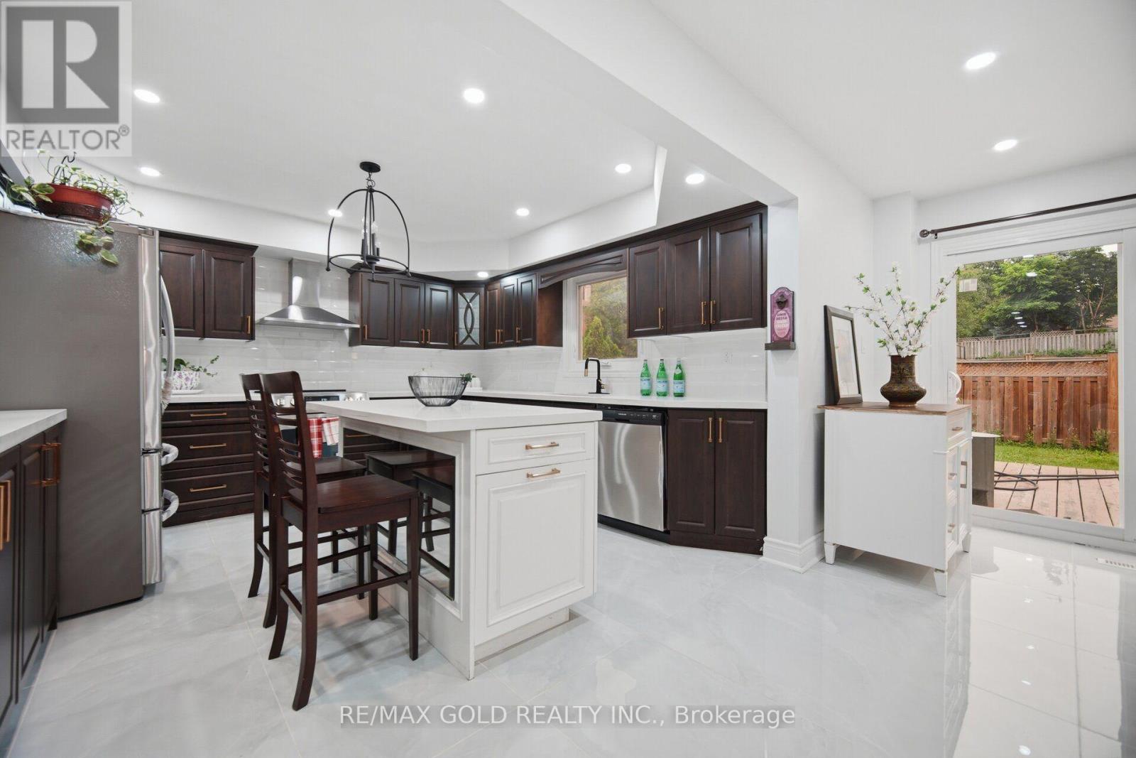40 Kenpark Avenue, Brampton, Ontario  L6Z 3R5 - Photo 16 - W13606034