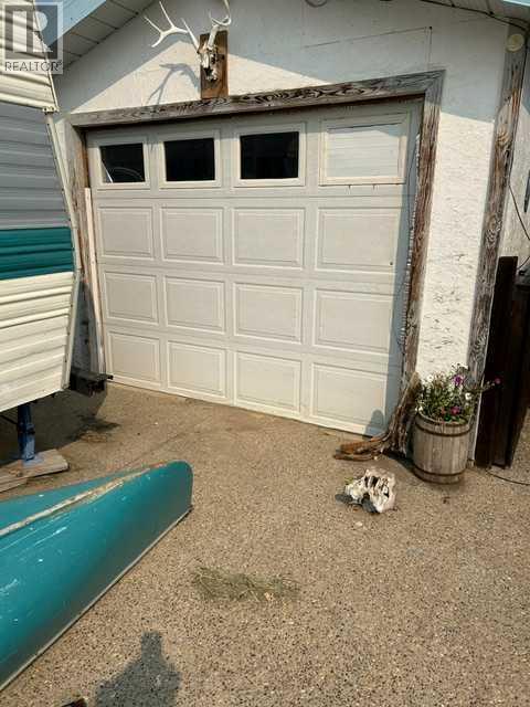 8 Meadowlake Gate E, Brooks, Alberta  T1R 1E9 - Photo 4 - A2334312