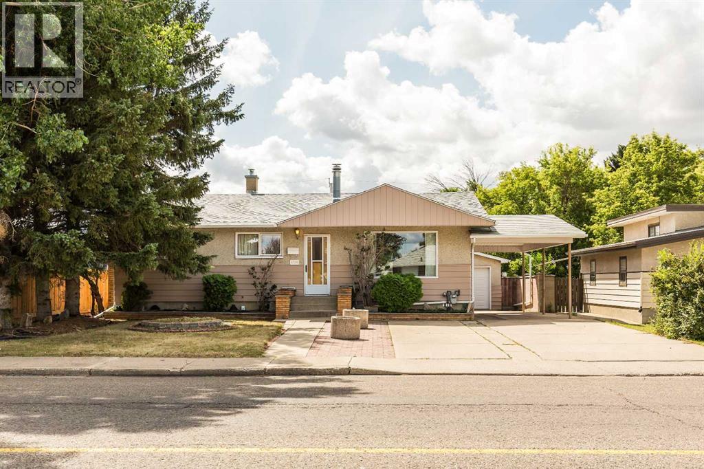 1734 16 Avenue S, Lethbridge, Alberta  T1K 0Z1 - Photo 1 - A2334998