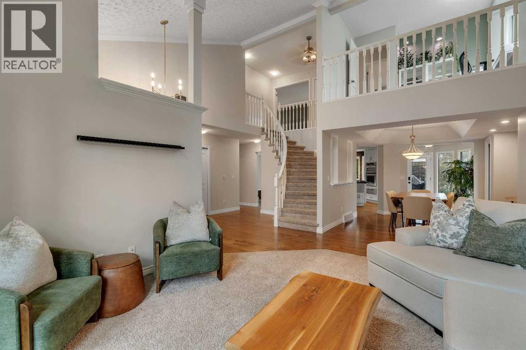 35 Strasbourg Bay Sw, Calgary, Alberta  T3H 1Y3 - Photo 4 - A2335128