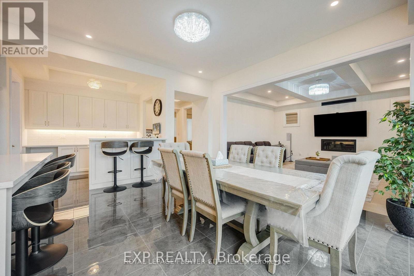 20 Seraville Street, Vaughan, Ontario  L3L 0H1 - Photo 13 - N13655386