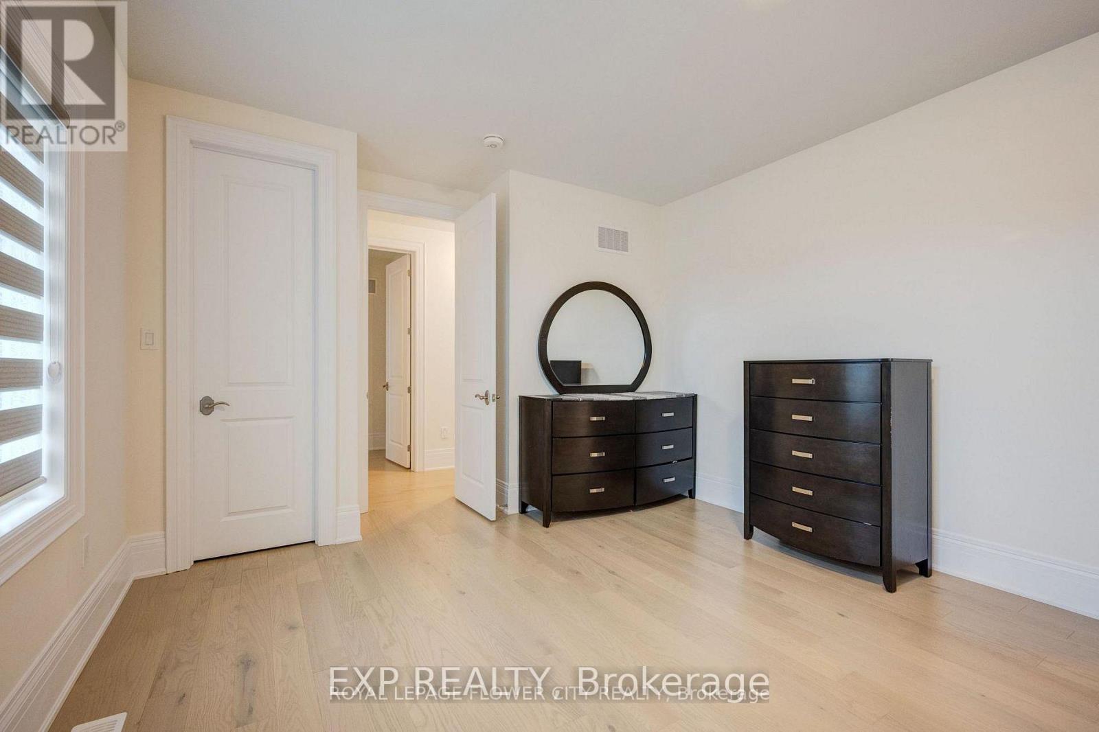20 Seraville Street, Vaughan, Ontario  L3L 0H1 - Photo 35 - N13655386