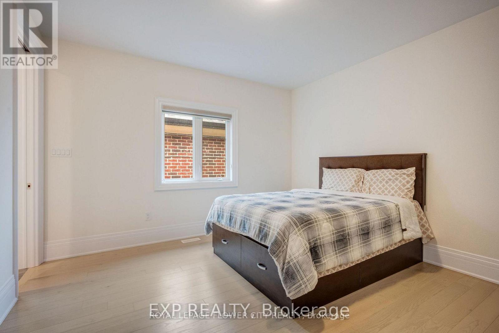 20 Seraville Street, Vaughan, Ontario  L3L 0H1 - Photo 36 - N13655386