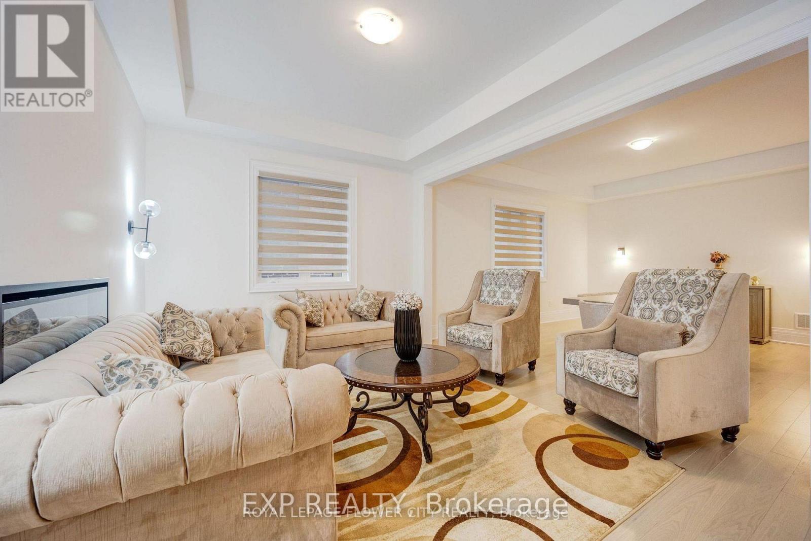 20 Seraville Street, Vaughan, Ontario  L3L 0H1 - Photo 6 - N13655386
